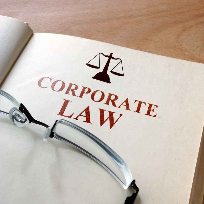 Hukum Perusahaan & Bisnis